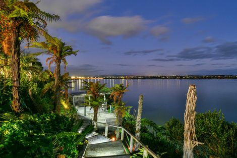 Photo of property in 8 Gigi Place, Conifer Grove, Takanini, 2112