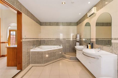 Photo of property in 23 Stableford Green, Burnside, Christchurch, 8053