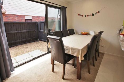 Photo of property in 2/201 Ulster Street, Whitiora, Hamilton, 3200