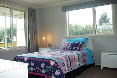 Photo of property in 128 Hazlett Street, Clyde, 9330