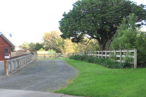 Photo of property in 16a Tararua Crescent, Otaki, 5512