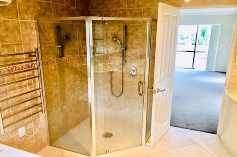 Photo of property in 51 Westerham Drive, Dannemora, Auckland, 2016