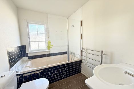 Photo of property in 7a Karaka Street, Castlecliff, Whanganui, 4501