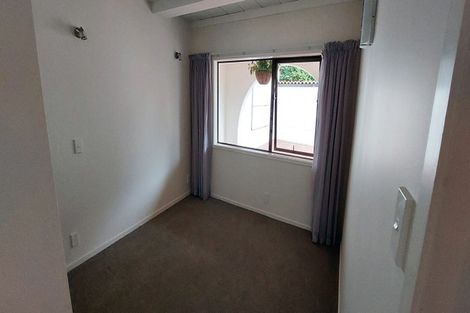 Photo of property in 69 Rosecamp Road, Beach Haven, Auckland, 0626