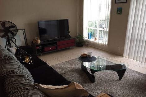 Photo of property in 35 Trimaran Drive, Gulf Harbour, Whangaparaoa, 0930