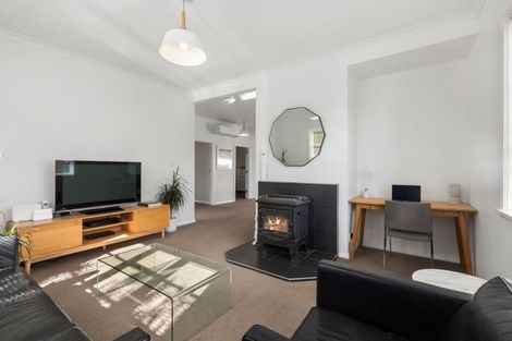 Photo of property in 16 Avon Street, Waterloo, Lower Hutt, 5011