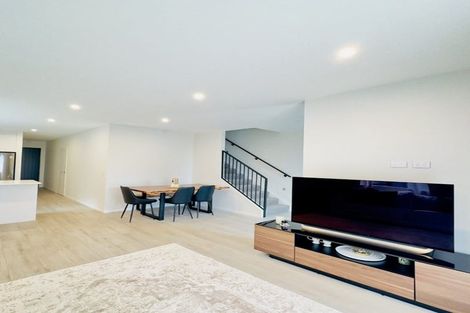 Photo of property in 6 Aquamarine Road, Rosehill, Papakura, 2113