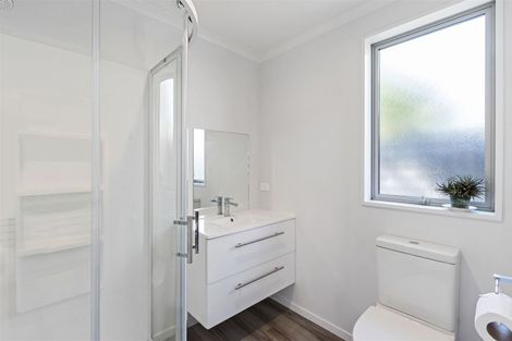 Photo of property in 8 Woodgrove Avenue, North New Brighton, Christchurch, 8083