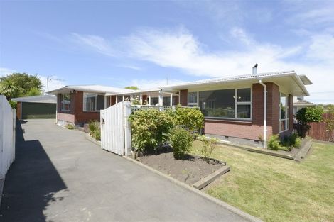 Photo of property in 138 Grimseys Road, Redwood, Christchurch, 8051