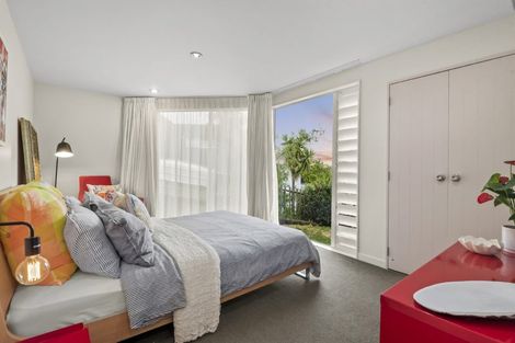 Photo of property in 42 Bayview Road, Browns Bay, Auckland, 0630