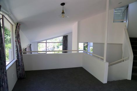 Photo of property in 2/18 The Esplanade, Castor Bay, Auckland, 0620