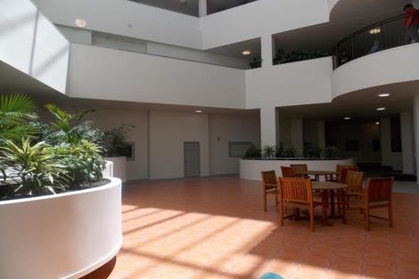 Photo of property in Stadium Garden Flats, 118/107 Thorndon Quay, Pipitea, Wellington, 6011