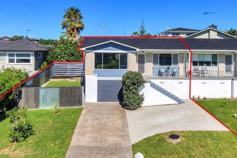 Photo of property in 57 Kirby Street, Glendene, Auckland, 0602