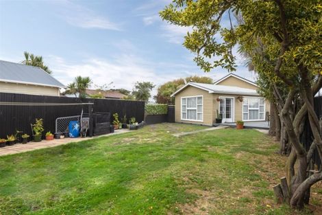 Photo of property in 117 Union Street, New Brighton, Christchurch, 8061