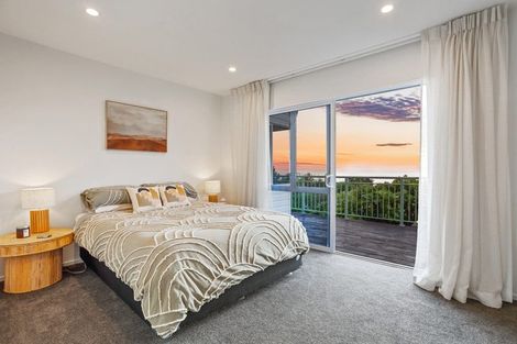 Photo of property in 77 Waitea Road, Muriwai, 0881