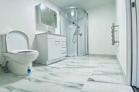 Photo of property in 28a Waimumu Road, Massey, Auckland, 0614