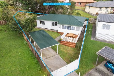 Photo of property in 33a Lilburn Crescent, Massey, Auckland, 0614