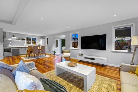 Photo of property in 82 Methuen Road, New Windsor, Auckland, 0600