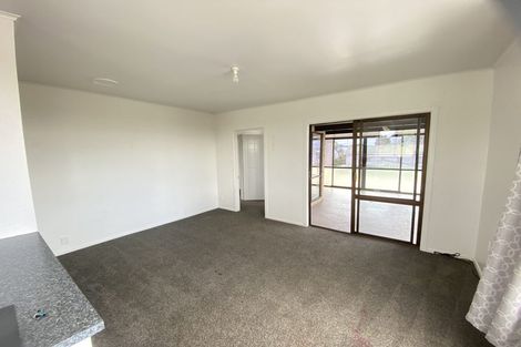 Photo of property in 20 Christmas Road, Manurewa, Auckland, 2102