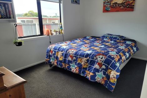 Photo of property in 17 Parsons Street, Vogeltown, New Plymouth, 4310