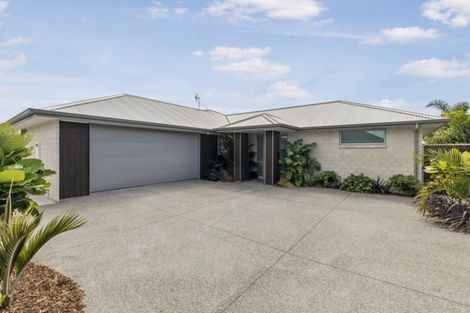 Photo of property in 173 The Boulevard, Papamoa Beach, Papamoa, 3118