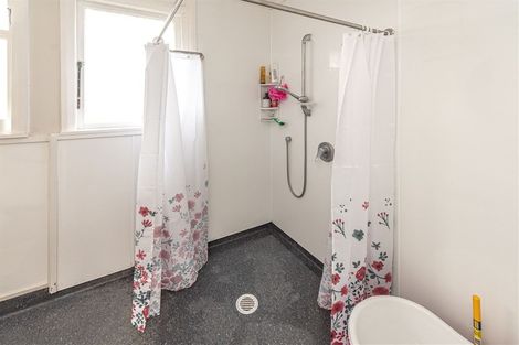 Photo of property in 12 Hadfield Crescent, College Estate, Whanganui, 4500