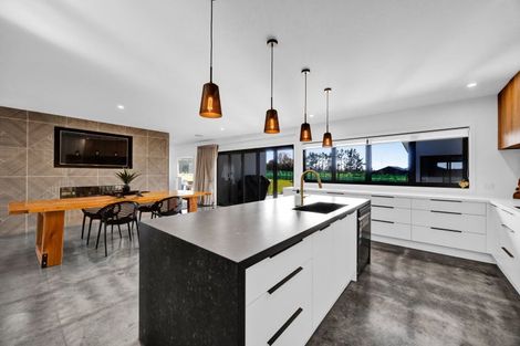 Photo of property in 66d Flint Road, Stratford, 4332