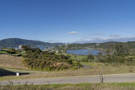 Photo of property in 18 Azimuth Road, Tairua, 3508