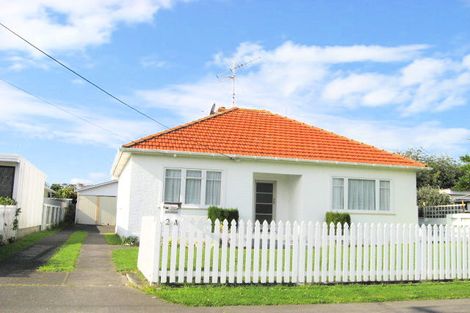 Photo of property in 2a Kings Avenue, Gonville, Whanganui, 4501