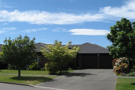 Photo of property in 8 Abingdon Court, Avonhead, Christchurch, 8042
