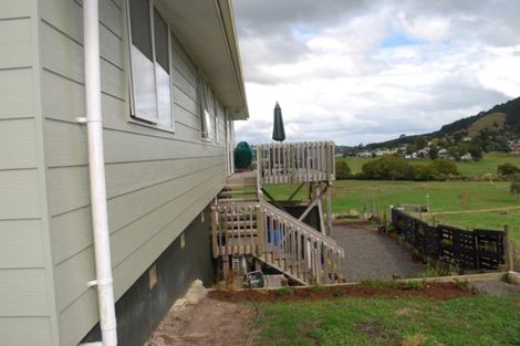 Photo of property in 37 Valley Road, Hikurangi, 0114