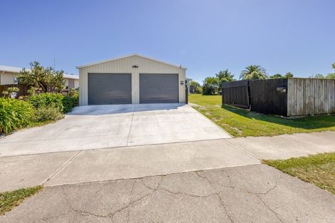 Photo of property in 14 Redwood Drive, Waipukurau, 4200