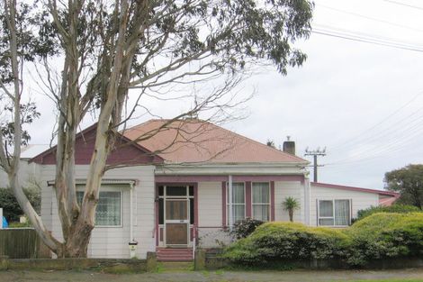Photo of property in 2-4 Ravensworth Place Foxton Horowhenua District