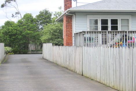 Photo of property in 58a Seymour Road, Sunnyvale, Auckland, 0612