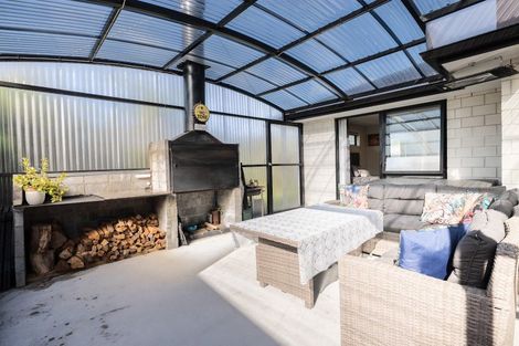 Photo of property in 132 Puhirake Crescent, Pyes Pa, Tauranga, 3112