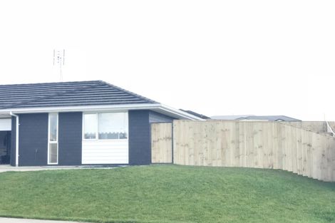 Photo of property in 57 Yashili Drive, Pokeno, 2402