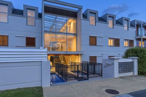 Photo of property in 101 On Roberts, 2/101 Roberts Street, Taupo, 3330