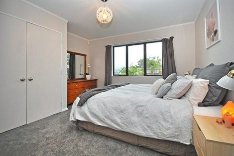Photo of property in 27a Tahi Terrace, Glen Eden, Auckland, 0602