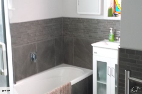 Photo of property in 18 Alexander Street, Papakura, 2110