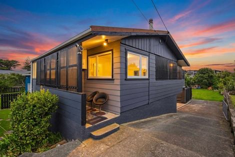 Photo of property in 79 Park Avenue, Waitarere Beach, Levin, 5510