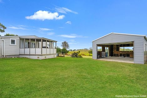 Photo of property in 125 Rehutai Road, Baylys Beach, Dargaville, 0377
