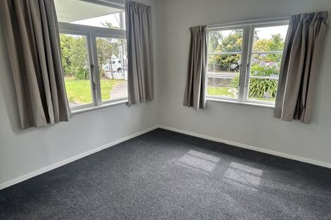 Photo of property in 1 Hariata Street, Otaki, 5512
