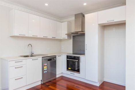 Photo of property in 2/61a Balmoral Road, Mount Eden, Auckland, 1024