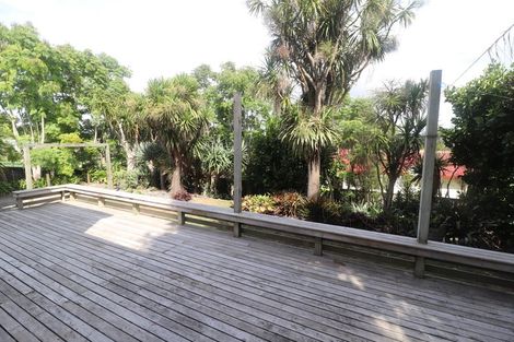 Photo of property in 19 Rehia Road, Massey, Auckland, 0614