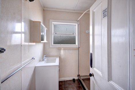 Photo of property in 15 Cutten Street, South Dunedin, Dunedin, 9012