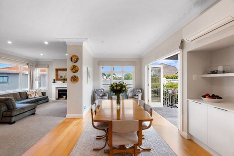 Photo of property in 11 Chambers Street, Havelock North, 4130