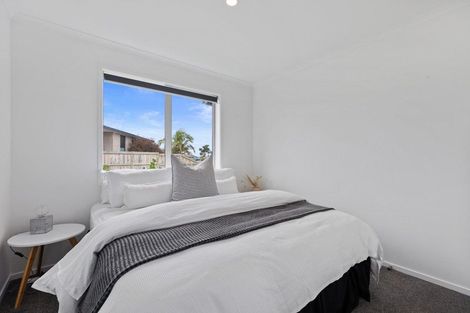 Photo of property in 19 Naeo Close, Papamoa Beach, Papamoa, 3118