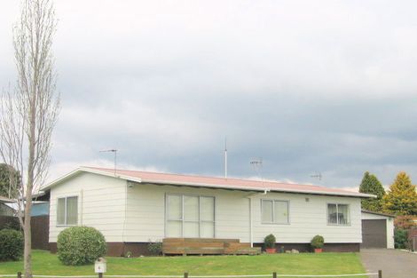 Photo of property in 6 Sequoia Crescent, Owhata, Rotorua, 3010