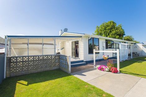 Photo of property in 37 Macdonald Street, Te Hapara, Gisborne, 4010