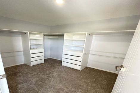 Photo of property in 27a Kelwyn Road, Kelston, Auckland, 0602